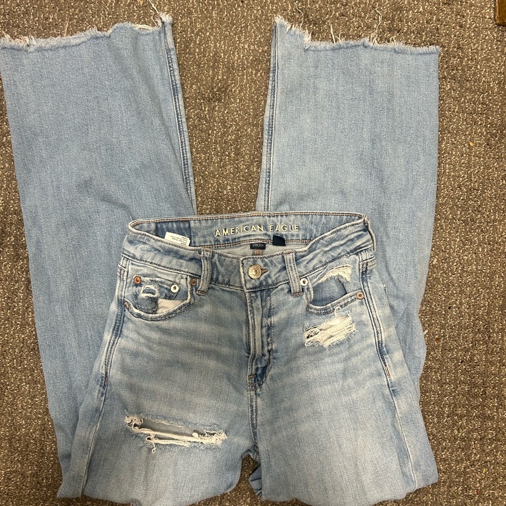 American Eagle Outfitters Women's Light Blue Straight Leg Jeans